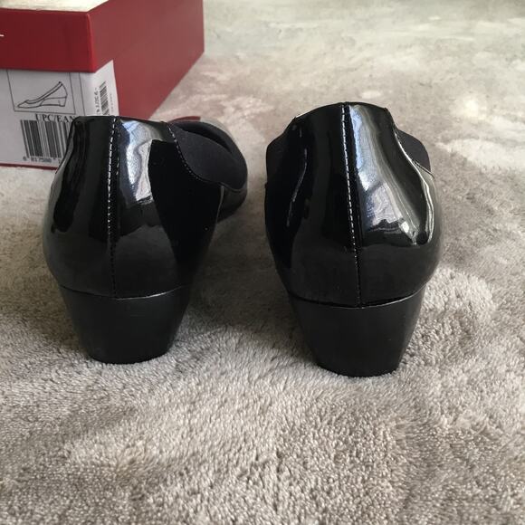 Salvatore Ferragamo Nuria Wedge Black Patent Leather Pumps Size 6 - Picture 6 of 10